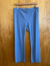 Load image into Gallery viewer, Size XL Athleta Blue Women's Pants
