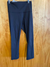 Load image into Gallery viewer, Lululemon Black Women's Leggings
