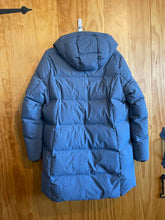 Load image into Gallery viewer, Women Size XL Eddie Bauer Light Blue Women&#39;s Winter Jacket
