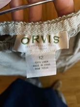 Load image into Gallery viewer, Size 12 Orvis Sage Green Skirt
