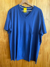 Load image into Gallery viewer, Size TXL Eddie Bauer Men's Short Sleeve Shirt
