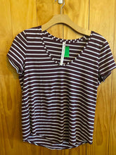 Load image into Gallery viewer, Size 10 Lululemon Burgundy Women's Short Sleeve Shirt
