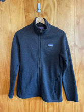 Load image into Gallery viewer, Size Medium Patagonia Black Women's Fleece Sweatshirt
