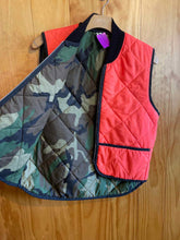 Load image into Gallery viewer, Size Large unbranded Men&#39;s Vest
