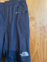 Load image into Gallery viewer, Child Size M The North Face Boy&#39;s Pant
