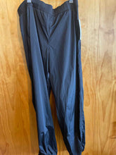 Load image into Gallery viewer, Size Large Athleta Black Women's Sweatpants
