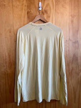 Load image into Gallery viewer, Size XL Tasc Men&#39;s Long Sleeve Shirt
