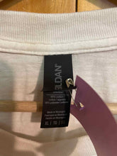Load image into Gallery viewer, Size XL Gildan Men's Short Sleeve Shirt
