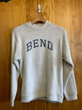 Load image into Gallery viewer, Size Small Austins Men's Sweater &amp; Sweatshirt

