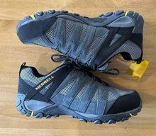 Load image into Gallery viewer, 11 Merrell Wide Men&#39;s Hiking Shoes
