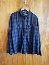 Load image into Gallery viewer, Size XL Duluth Trading Men's Flannel
