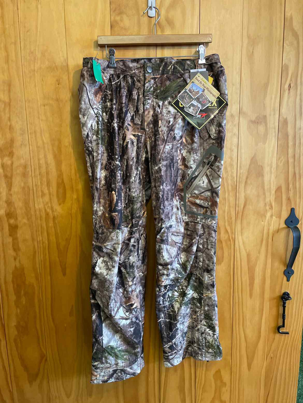 Size Large Cabelas Camo Women's Pants