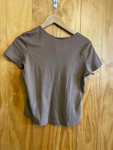 Load image into Gallery viewer, Size Small Nomadic Traders Brown Women&#39;s Short Sleeve Shirt
