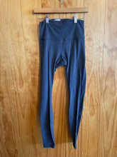 Load image into Gallery viewer, Size Lululemon Dark Gray Women&#39;s Leggings
