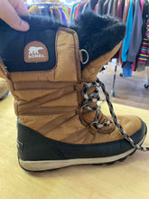 Load image into Gallery viewer, Shoe Size 8 Sorel Tan Boots
