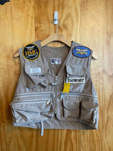 Load image into Gallery viewer, Stream Designs Fishing Vest
