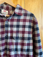 Load image into Gallery viewer, Size XL Fjall Raven Men&#39;s Long Sleeve Shirt
