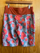 Load image into Gallery viewer, Size 10 Shredly Orange Women's Shorts
