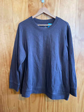 Load image into Gallery viewer, Size XXL Duluth Trading Co. Men&#39;s Sweater &amp; Sweatshirt
