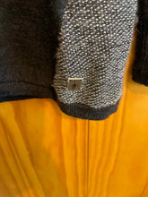 Load image into Gallery viewer, Size L Smart Wool Black Women&#39;s Long Sleeve Shirt
