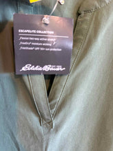 Load image into Gallery viewer, Size S Eddie Bauer Green Dress
