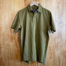 Load image into Gallery viewer, Size Small Filson Men's Short Sleeve Shirt
