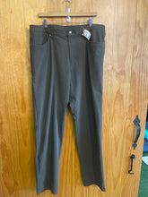 Load image into Gallery viewer, Size 38 Lululemon Men&#39;s Pants
