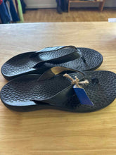 Load image into Gallery viewer, Women&#39;s Shoe Size NA Chaco Shoes
