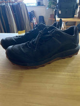 Load image into Gallery viewer, 11.5 Danner Men's Hiking Shoes
