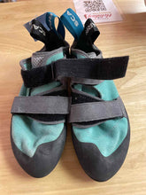 Load image into Gallery viewer, Scarpa Unisex 6 Shoes
