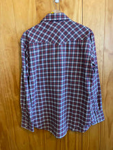 Load image into Gallery viewer, Size M Rugged Country Men's Long Sleeve Shirt
