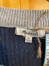 Load image into Gallery viewer, Size XL Madewell Grey Women&#39;s Sweater &amp; Sweatshirt

