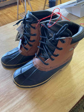 Load image into Gallery viewer, Shoe Size 7 Pro line Women&#39;s Winter Boots
