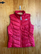 Load image into Gallery viewer, Size M The North Face Red Women's Vest
