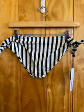 Load image into Gallery viewer, Size L Beach Vida Bling White Women's Swim Bottoms
