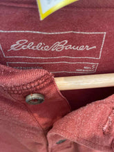 Load image into Gallery viewer, Size Small Eddie Bauer Men's Long Sleeve Shirt
