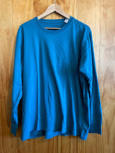 Load image into Gallery viewer, Size TXL Lands End Men's Long Sleeve Shirt

