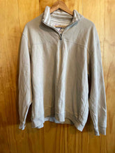Load image into Gallery viewer, Size XL Arrowhead Men&#39;s Sweater &amp; Sweatshirt
