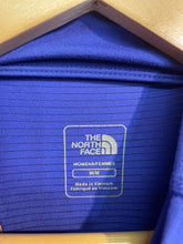 Load image into Gallery viewer, Size M The North Face Purple Women's Long Sleeve Shirt
