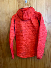 Load image into Gallery viewer, Size M Sweet Protection Men's Light Jacket
