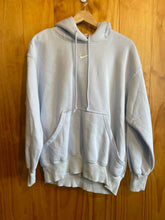 Load image into Gallery viewer, Size XS Nike Men&#39;s Sweater &amp; Sweatshirt
