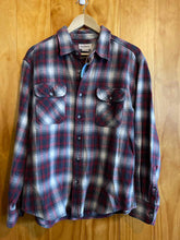 Load image into Gallery viewer, Size Large Ruff Hewn Men's Flannel
