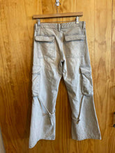 Load image into Gallery viewer, Size 8 ZARA Beige Women&#39;s Jeans
