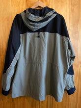 Load image into Gallery viewer, Size Large Redington Men's Jacket
