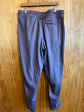 Load image into Gallery viewer, Size XL Under Armour Purple Women&#39;s Sweatpants
