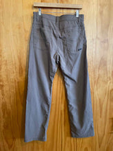 Load image into Gallery viewer, Size 31x30 Prana Brown Women&#39;s Hiking Pants
