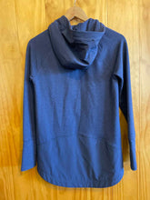 Load image into Gallery viewer, Size XS Eddie Bauer Blue Women&#39;s Sweater &amp; Sweatshirt
