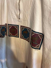 Load image into Gallery viewer, Size S/M By Taylor Cream Women&#39;s Sweater &amp; Sweatshirt
