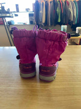 Load image into Gallery viewer, Child Size 6 Stride Rite Girl's Shoe &amp; Boot
