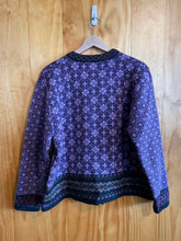 Load image into Gallery viewer, Size Medium Frost Purple Women's Sweater &amp; Sweatshirt
